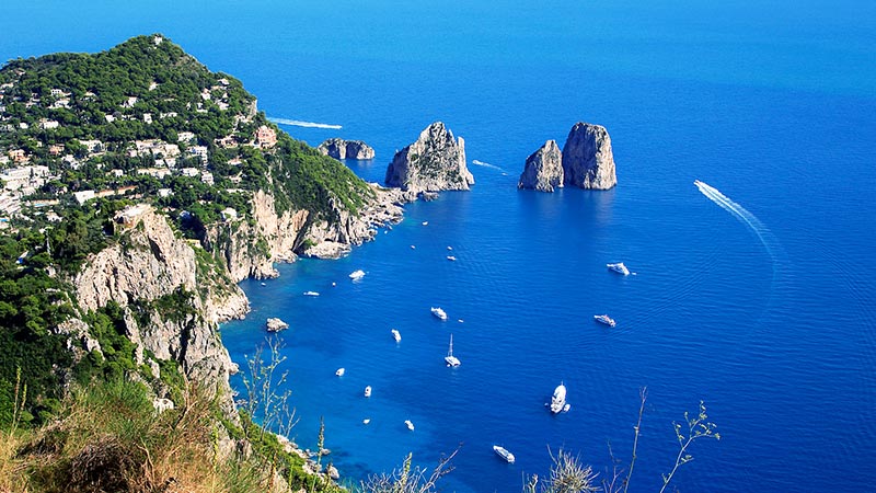 ISCHIA / CAPRI (Navigationstid: 3 Tim)