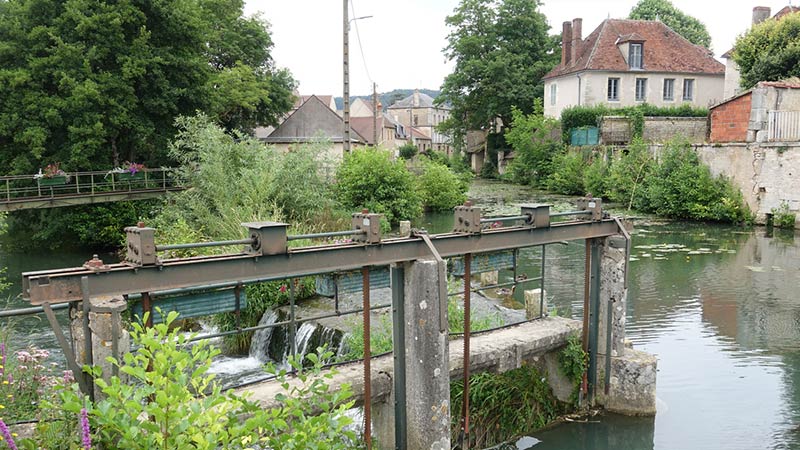 F�rsta dagen p� kanalen - mot Clamecy